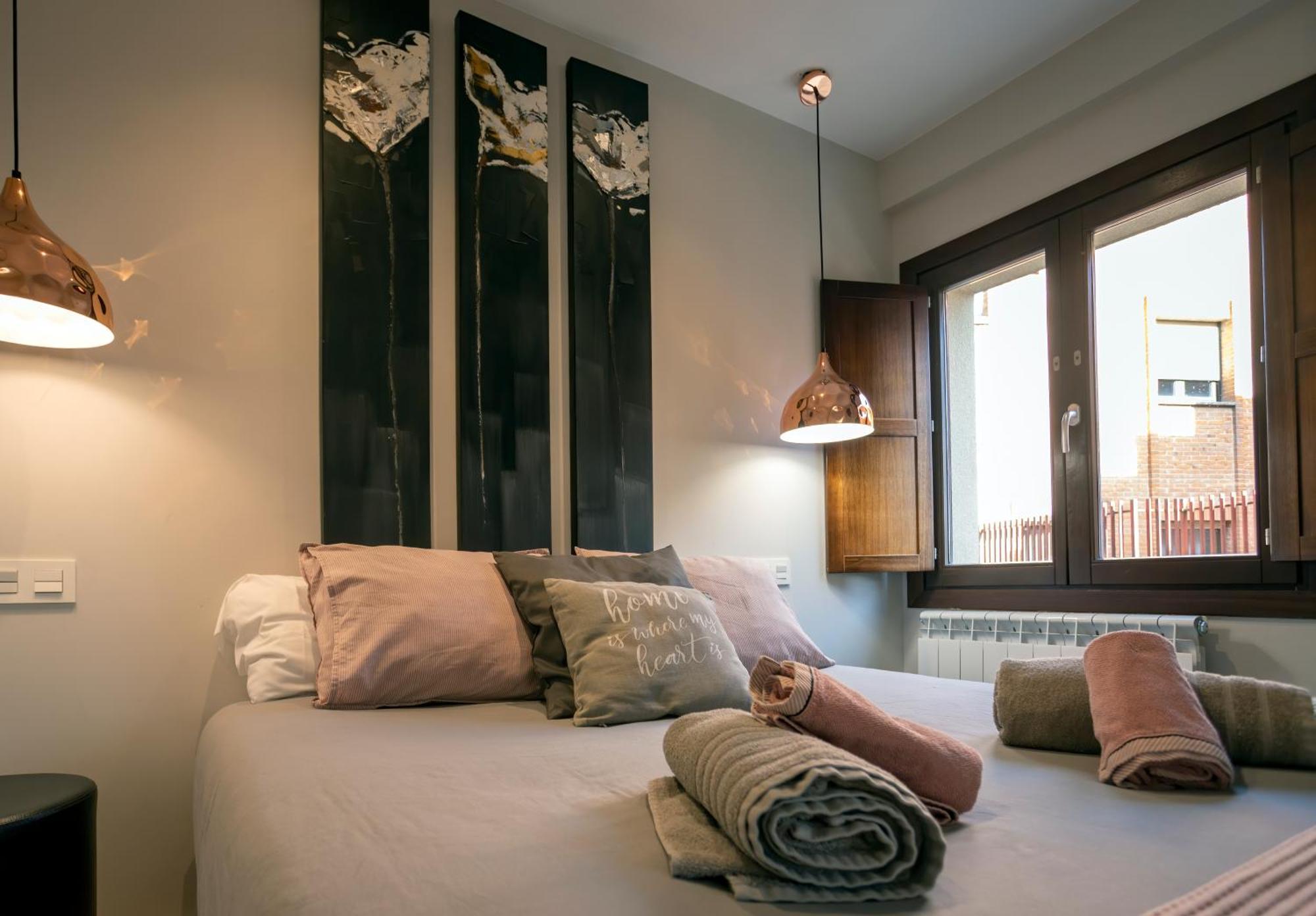 El Arco San Esteban By Unique Rooms Burgo Eksteriør bilde